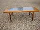 Sofabord med blå kakler. Dansk Design fra 1960érne.
5000m2 Udstilling.