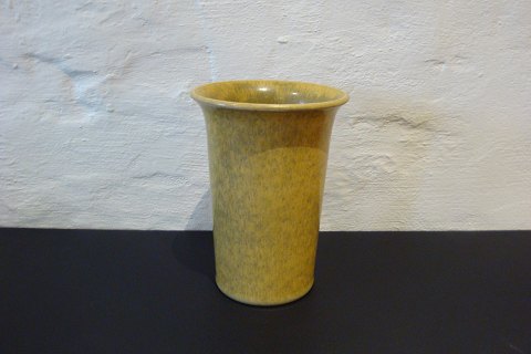 Saxbo Vase No 29 in a Golden Colour. 
Height 16 cm Dia 11.5 cm, in  perfect condition.
5000m2 showroom.