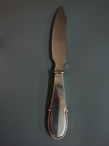 George Jensen sjælden kniv i  kuglemønstret. Længde 20,7cm. 5000m2 udstilling.