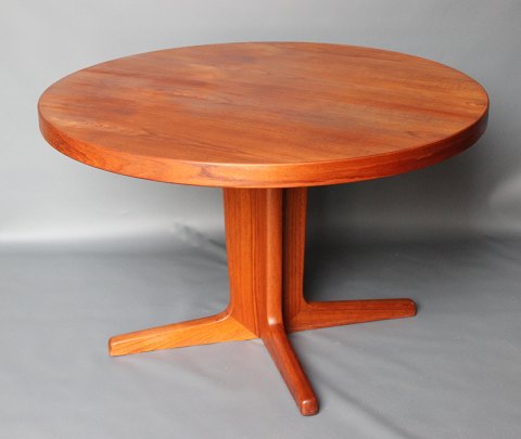 Dining table - Teak wood - Danish Design - Round tabletop - Gudme Møbelfabrik - 
1960