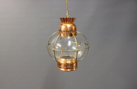 Ship lantern in cobber from the 1960s.
5000m2 showroom.