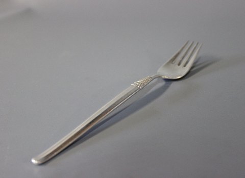 Dinner fork in Cheri, silver plate.
5000m2 showroom.