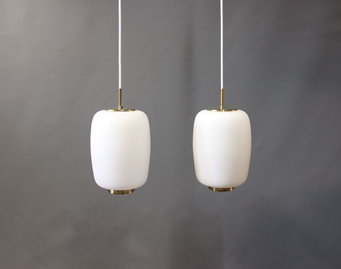 A pair of China Pendants designed by Bent Karlby in 1951.
5000m2 showroom.