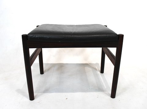 Stool in rosewood of danish design manufactured by Spøttrup Furniture factory in 
the 1960s.
5000m2 showroom.