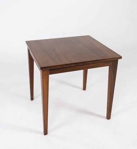 Side table in rosewood of danish design from the 1960s. 
5000m2 showroom.