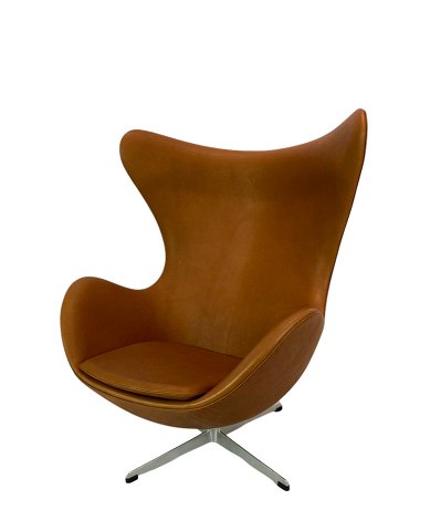 The Egg, model 3316 designed by Arne Jacobsen in 1958 and manufactured by Fritz Hansen.5000m2 showroom.Great condition