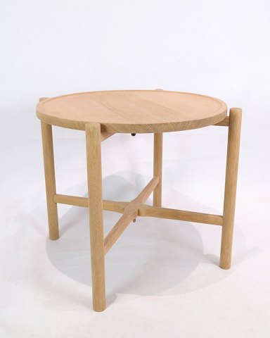 Tray table / Side table - Hans J. Wegner - PP35/62 - Soap-treated oak
Great condition
