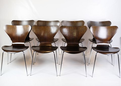 Set Of 8 Dining Chairs - Model 3107 - Seven Chairs - Dark Oak - Arne Jacobsen - 
Fritz Hansen - 1990s
Great condition
