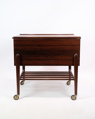 Sewing Table With Wheels - Rosewood - Built-in Drawer - Danish Design - 1960s
Great condition
