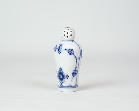 Royal Copenhagen - Pepper shaker - Blue Fluted - older date - no. 439
Great condition
