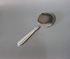 Spoon for fried eggs in "Karina", hallmarked silver.
5000m2 showroom.