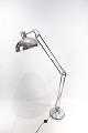 Gulvlampe i rustfrit stål af dansk design fra 1980erne.
5000m2 udstilling