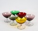 Gamle franske cocktail glas i forskellige stærke farver fra 1930erne.
5000m2 udstilling.