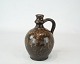 Ceramic jug in 
dark colour.
5000m2 showroom.
