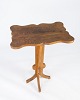 Side table of elm wood, in great vintage condition from the 1930s. 5000m2 
showroom.