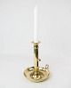 Low candlestick of brass, in great antique condition from 1860. 
5000m2 showroom.