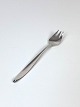 Cake fork in Mimosa, of 925 sterling cohr silver.
5000m2 showroom.
Great condition
