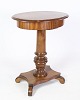Ovalt sybord / lampebord på søjle med syrum i mahogni fra omkring 1890
