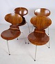 Sæt af fire myre stole, model 3100, Arne Jacobsen (1902-1971), teaktræ, trebenet l. Model 3100, Fritz Hansen. Tidlig udgaveFlot stand